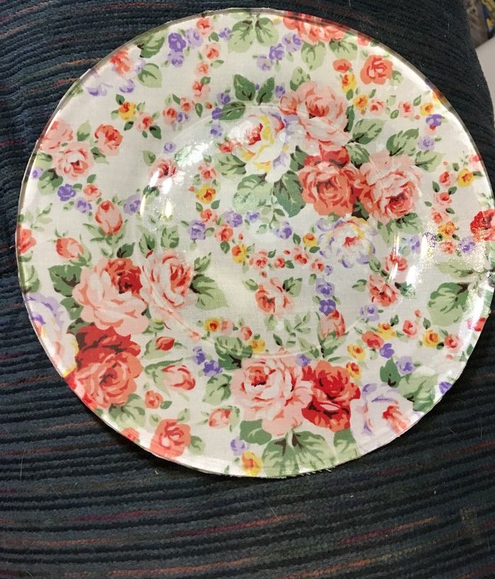 Adult TakeandMake Maker Program Flower Print Decoupage Plate